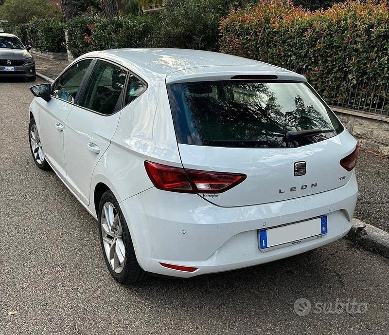 Usata Seat Leon Style 110 CV (80 kW) 2016 Bianco Berlina