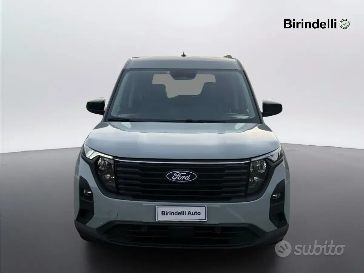 Usata Ford Tourneo Courier 125 CV (91 kW) 2024 Grigio Monovolume