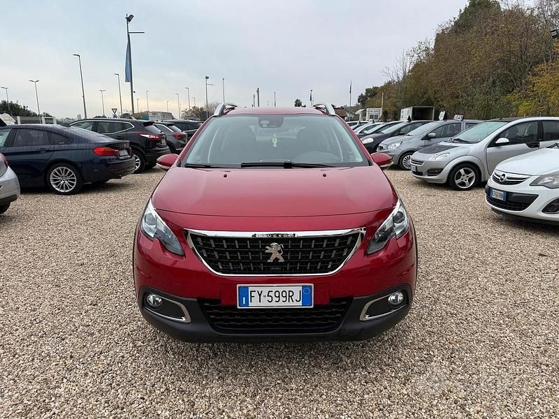 Usata Peugeot 2008 Style 82 CV (60 kW) 2019 Rosso SUV