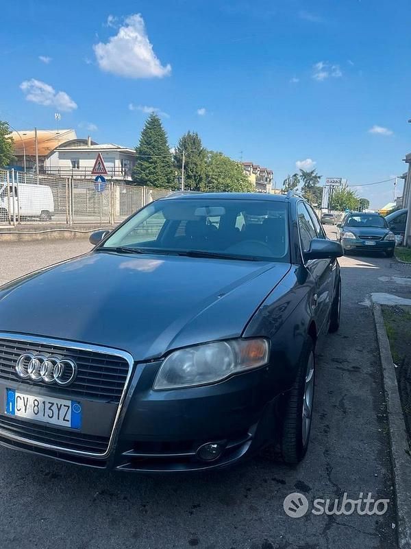 Grigio Usata 2005 Audi A4 Tre volumi | 1000 € (Super prezzo) - Immagine 1/4