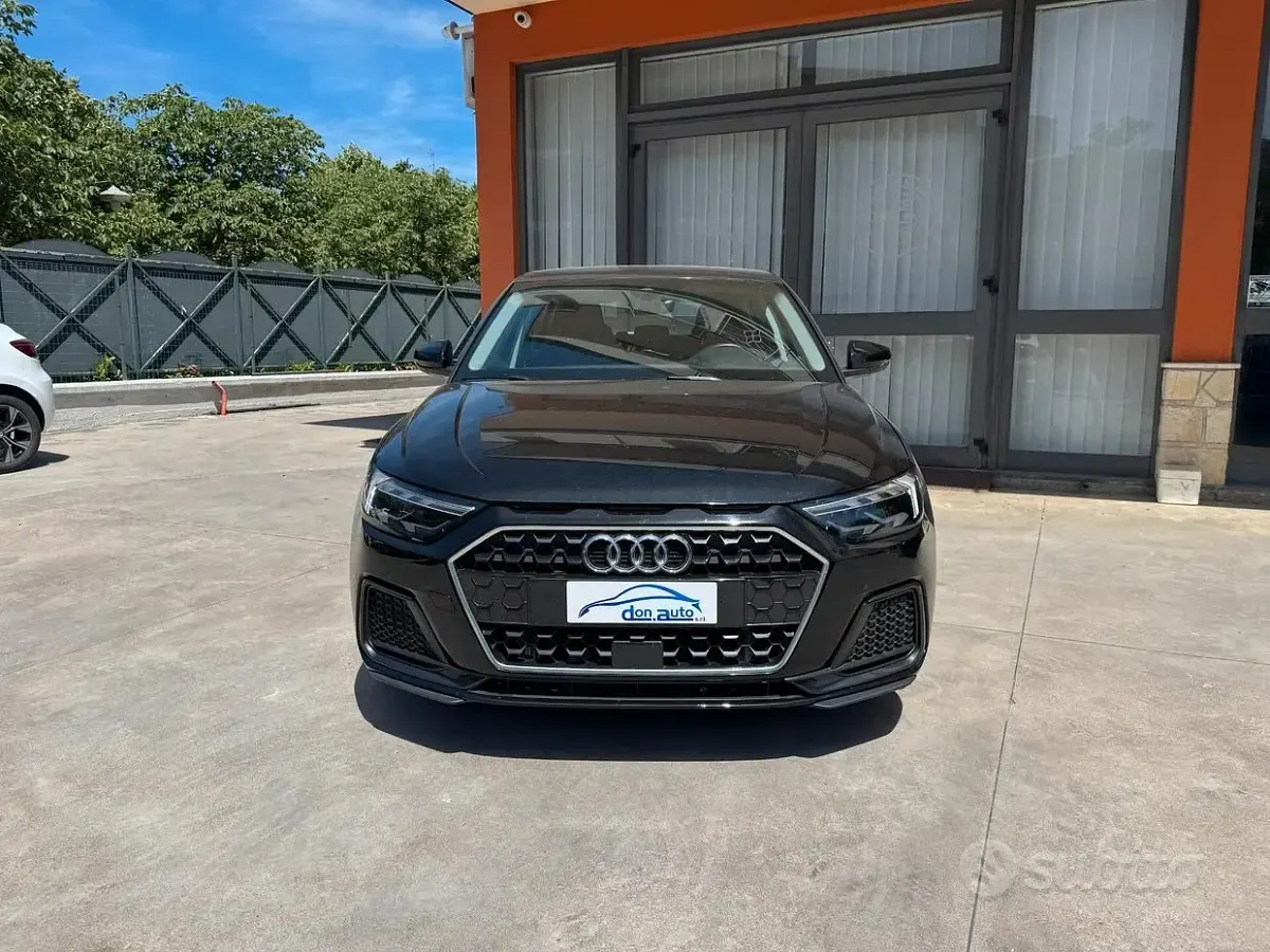 Usata Audi A1 95 CV (69 kW) 2023 Nero SUV