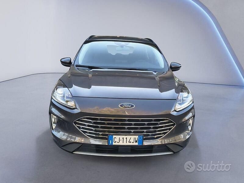 Usata Ford Kuga Business Edition 120 CV (88 kW) 2022 Grigio SUV