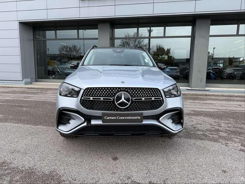 Nuova Mercedes GLE300 269 CV (197 kW) 2026 Argento hightech SUV