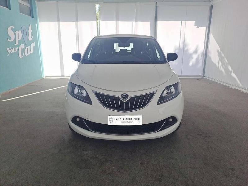 Usata Lancia Ypsilon 70 CV (51 kW) 2024 Bianco Utilitaria