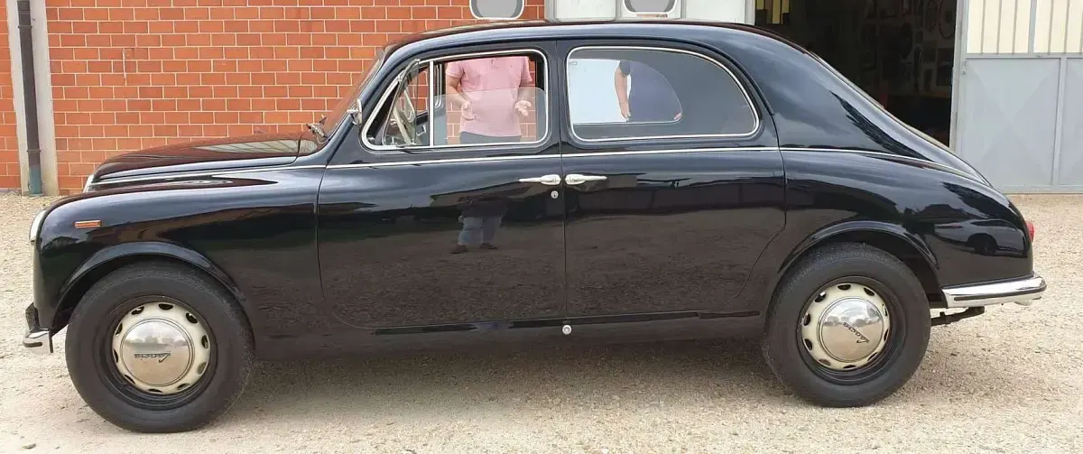 Usata Lancia Appia 39 CV (28 kW) 1955 Blu/azzurro Berlina