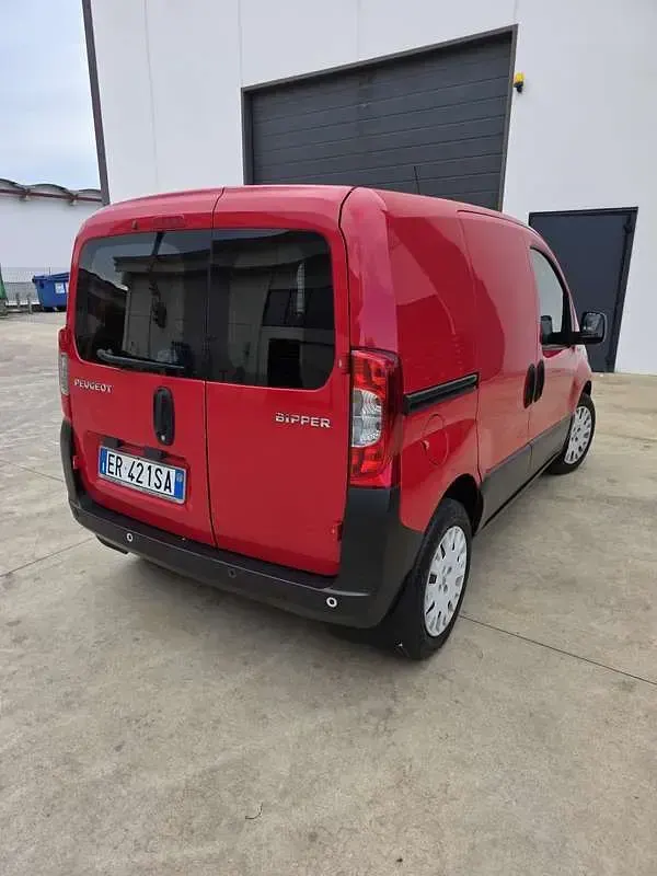 Usata Peugeot TePee Outdoor 75 CV (55 kW) 2012 Station wagon