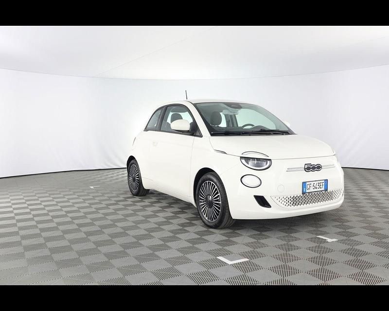 Usata Fiat 500e Icon 86 kW (118 CV) 2021 Bianco Berlina