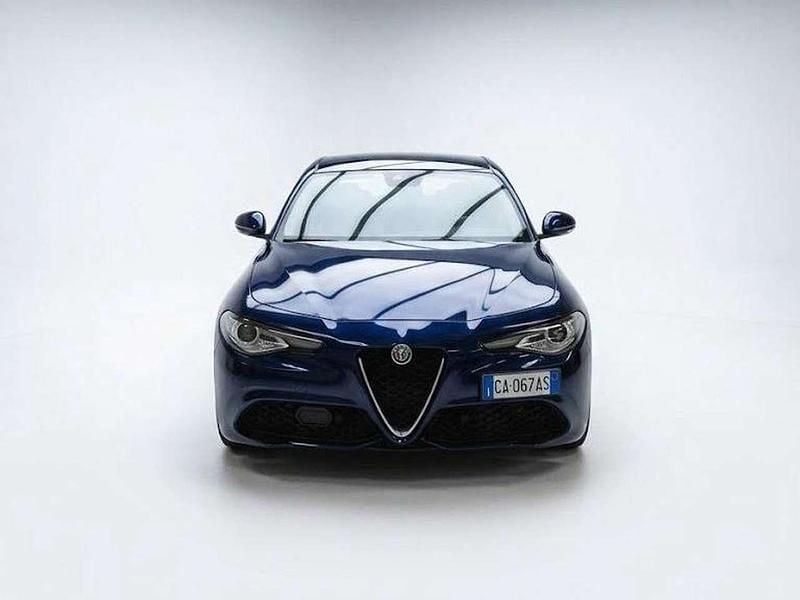 Usata Alfa Romeo Giulia Business 160 CV (117 kW) 2020 Blu/azzurro Berlina