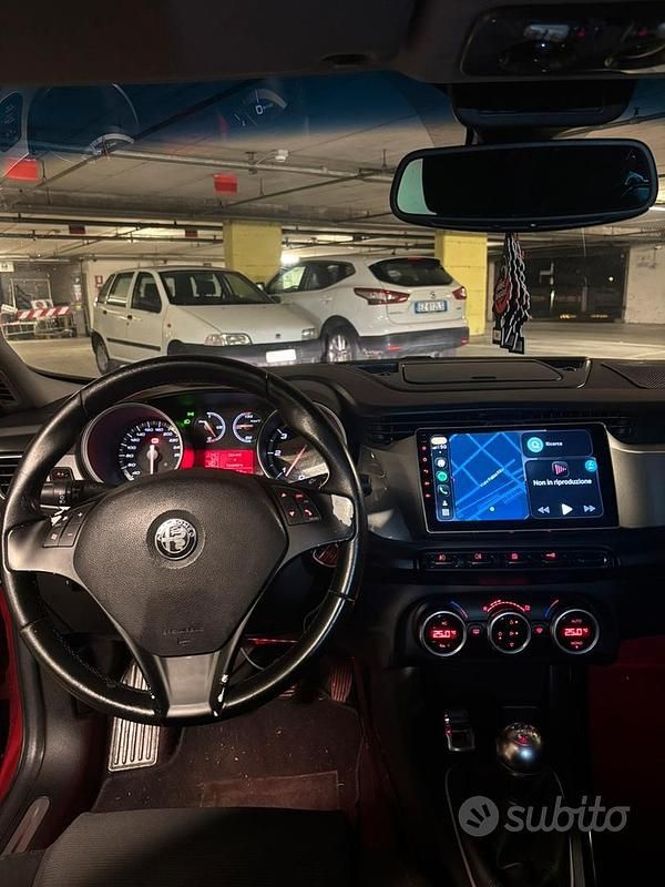 Usata Alfa Romeo Giulietta 105 CV (77 kW) 2012 Berlina