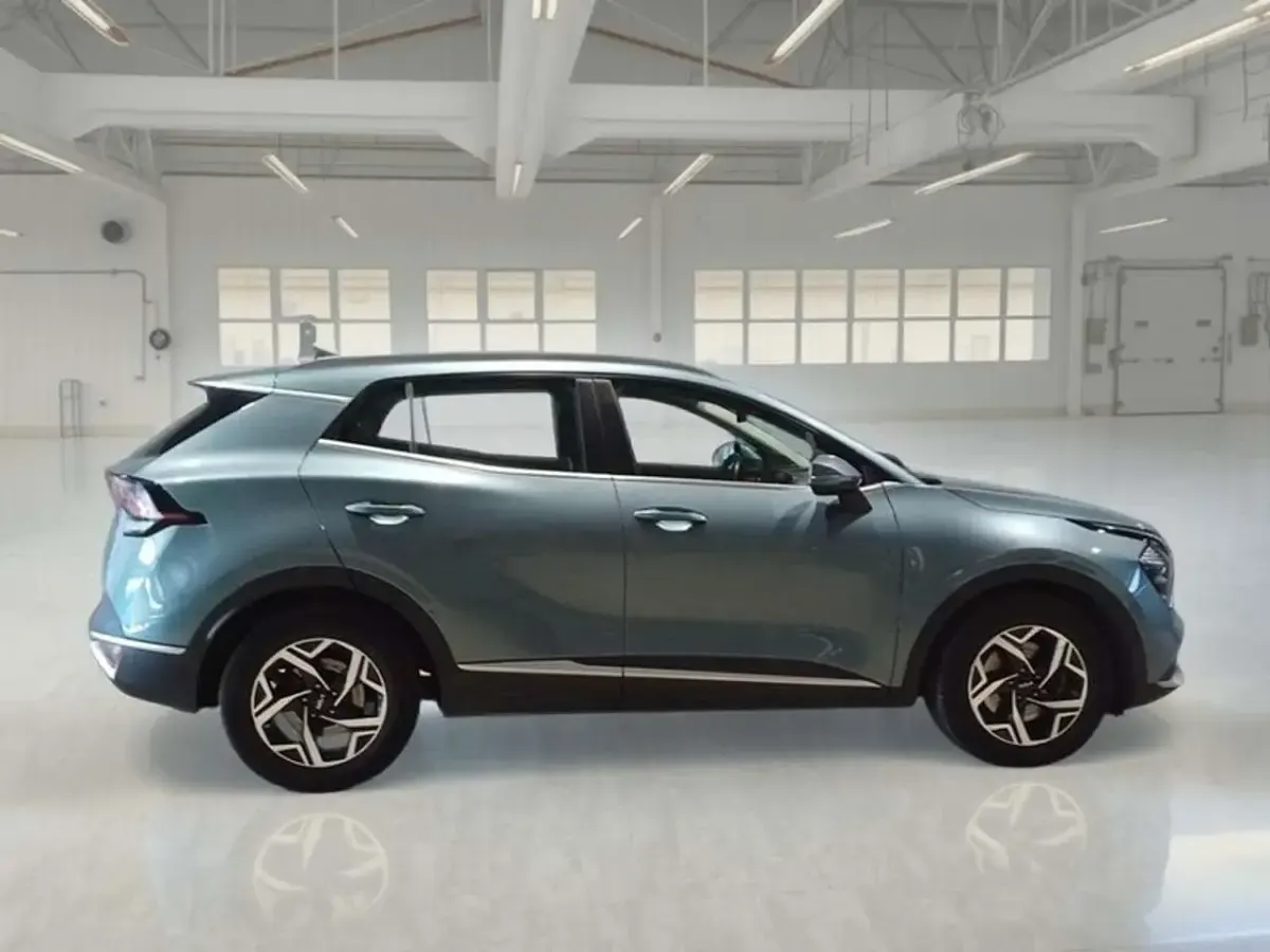 Usata Kia Sportage 136 CV (100 kW) 2023 Grigio SUV