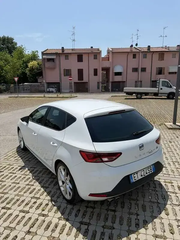 Usata Seat Leon FR 150 CV (110 kW) 2014 Berlina