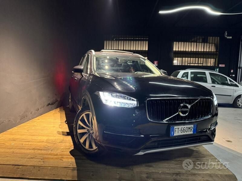 Nero Usata 2018 Volvo XC90 Inscription SUV | 33.800 € (Buon prezzo) - Immagine 1/4