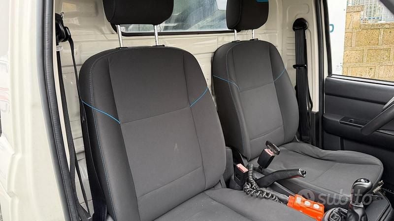 Usata Piaggio Porter 102 CV (75 kW) 2022 Bianco Berlina