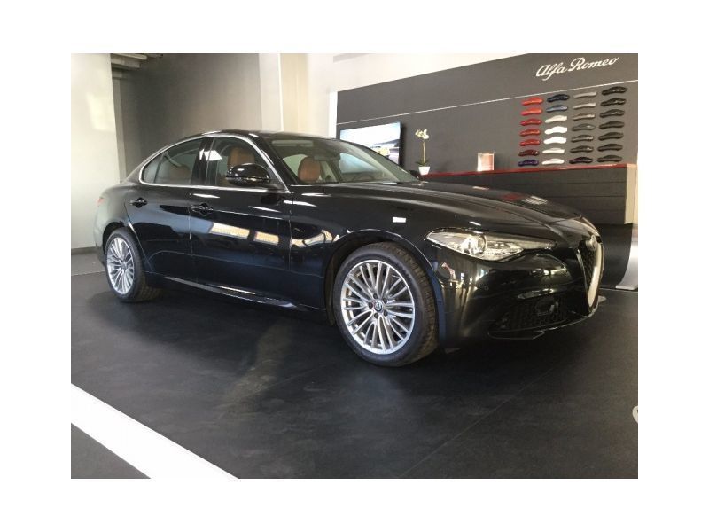 Venduto Alfa Romeo Giulia 2.0 Turbo 2. - Auto Usate In Vendita
