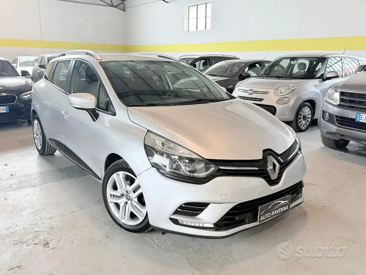 Usata Renault Clio GrandTour Intens 90 CV (66 kW) 2019 Grigio Station wagon