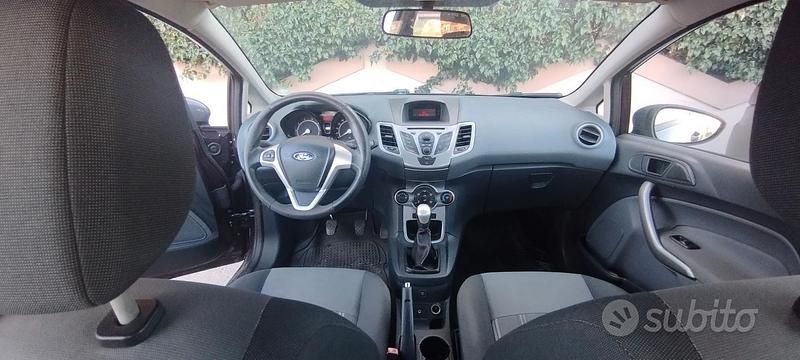 Usata Ford Fiesta 96 CV (70 kW) 2009 Utilitaria