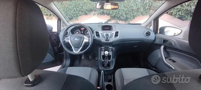Usata Ford Fiesta 97 CV (71 kW) 2009 Utilitaria