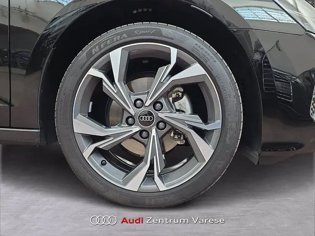 Usata Audi A3 Sportback e-tron Business 116 CV (85 kW) 2025 Nero mythos Utilitaria