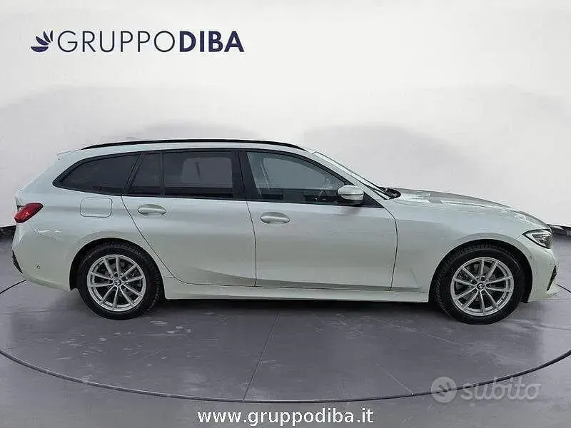 Usata BMW 320 Efficient Dynamics 190 CV (139 kW) 2021 Bianco Station wagon