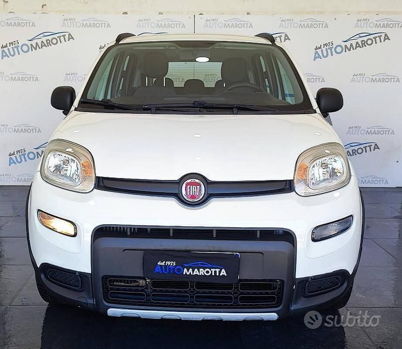 Usata Fiat Panda 4x4 S 86 CV (63 kW) 2019 Bianco(met.) Utilitaria