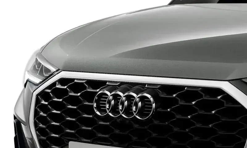 Usata Audi Q3 Sportback Business 150 CV (110 kW) 2025 Grigio SUV
