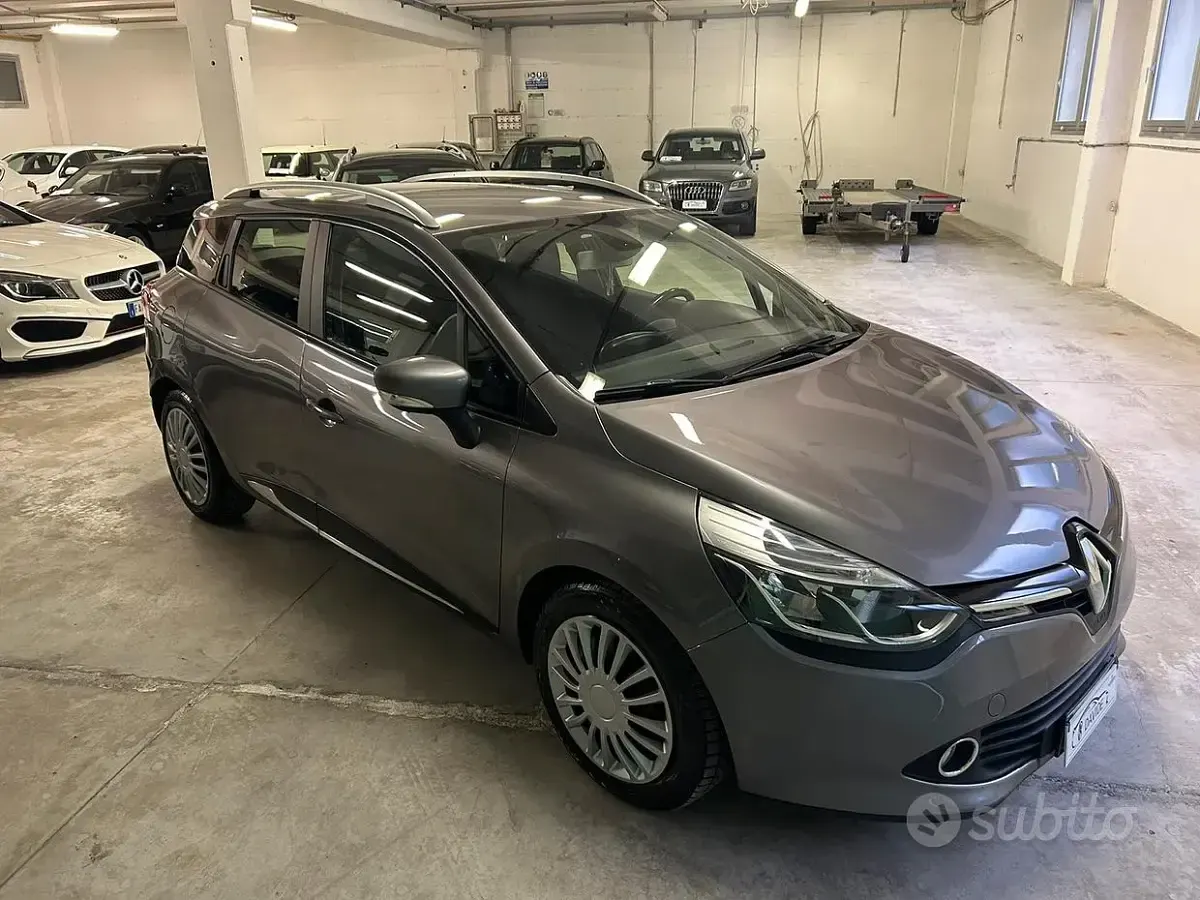 Usata Renault Clio 90 CV (66 kW) 2016 Grigio Station wagon
