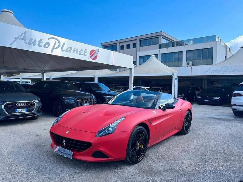 Rosso Usata 2016 Ferrari California Cabrio | 135.000 € (Super prezzo) - Immagine 1/4