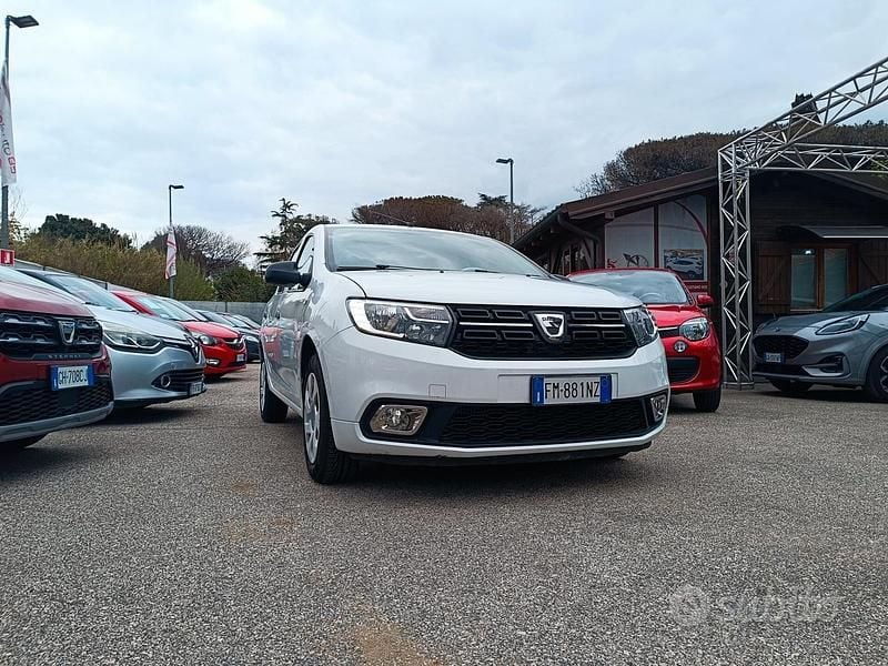 Usata Dacia Sandero Stepway 90 CV (66 kW) 2018 Bianco Berlina