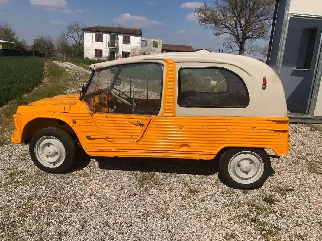 Usata Citroën Méhari 29 CV (21 kW) 1974 Arancione Cabrio