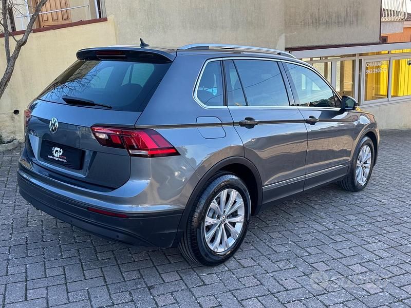 Usata VW Tiguan Sport 150 CV (110 kW) 2018 Grigio SUV
