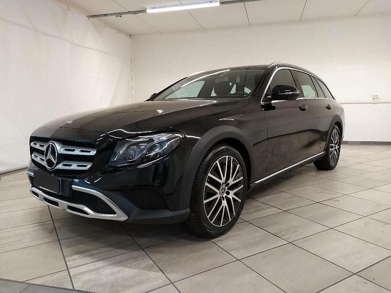 Usado Mercedes E220 Business 194 HP (142 kW) 2019 Carrinha