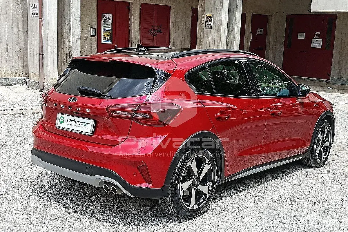 Usata Ford Focus Active X 115 CV (84 kW) 2023 Rosso Utilitaria