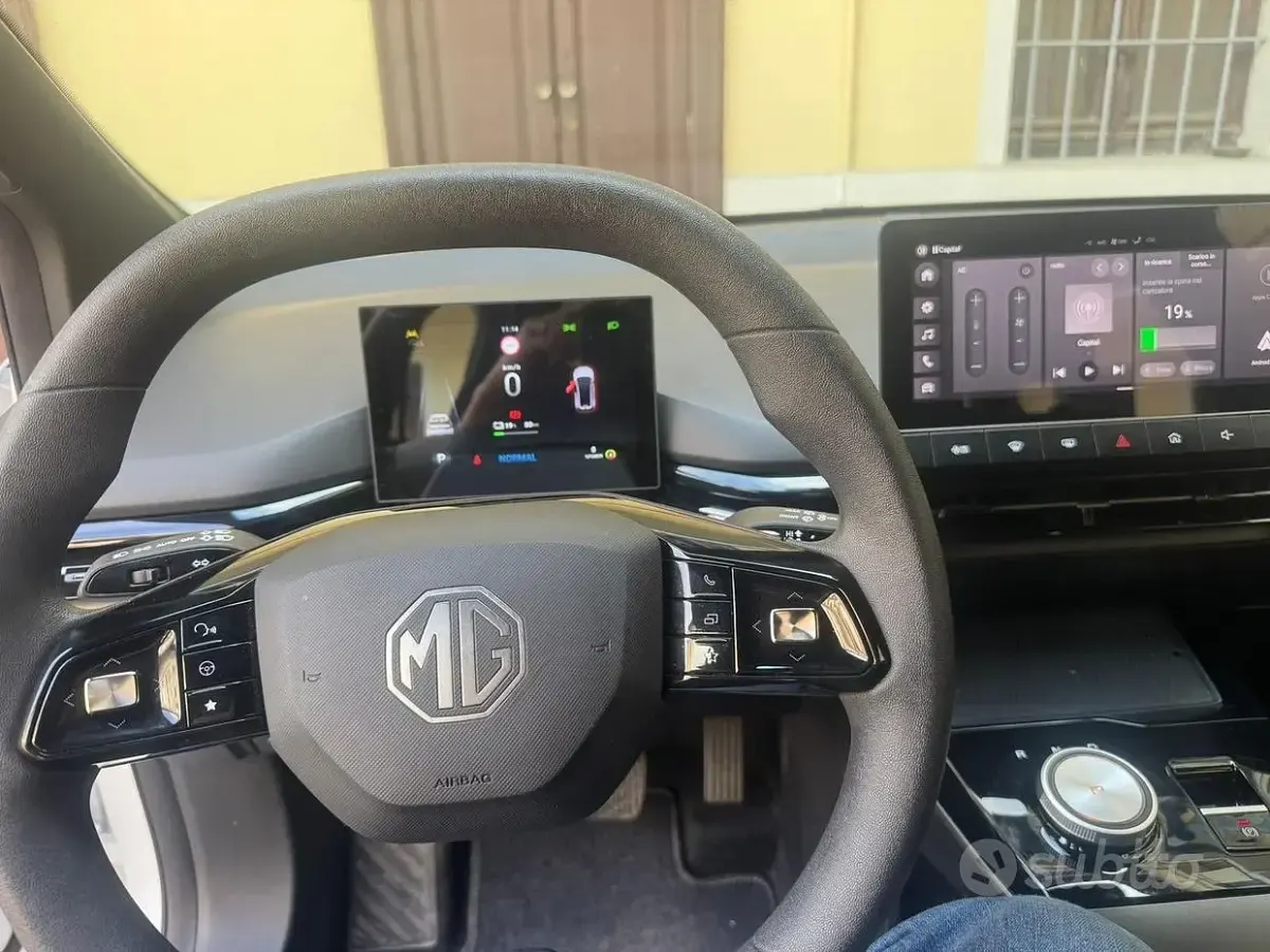 Usata MG MG4 EV 53 kW (73 CV) 2023 Bianco Utilitaria
