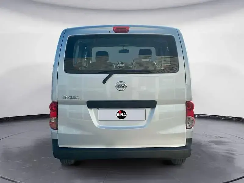 Usata Nissan NV200 90 CV (66 kW) 2017 Argento Monovolume