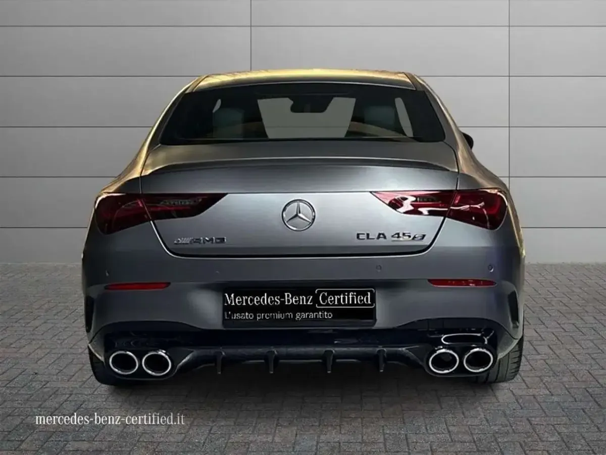 Usata Mercedes CLA45 AMG Premium 420 CV (308 kW) 2024 Grigio montagna Coupé