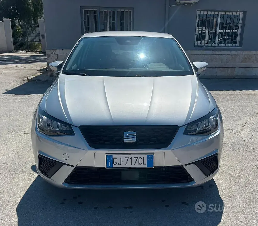 Usata Seat Ibiza Style 95 CV (69 kW) 2022 Grigio Utilitaria