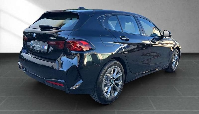 Usata BMW 120 163 CV (119 kW) 2025 Nero Utilitaria