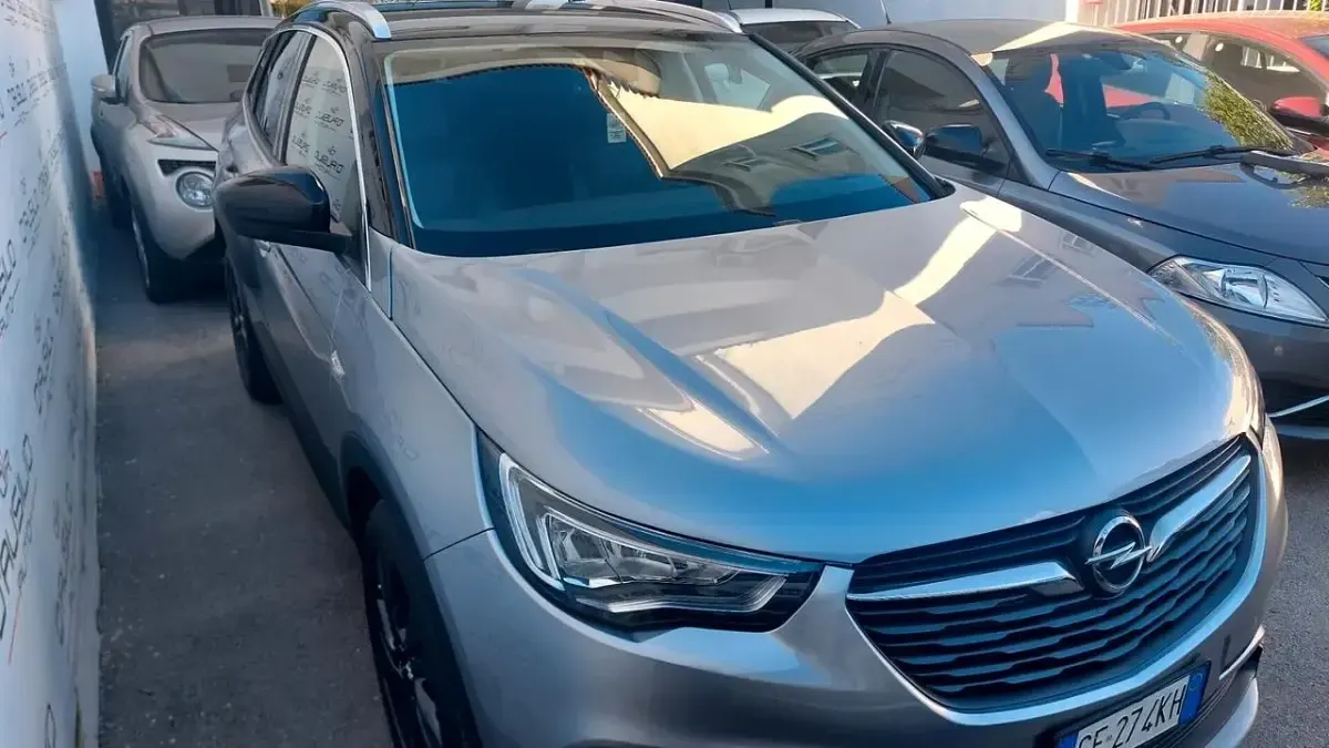 Usata Opel Grandland X Ultimate 130 CV (95 kW) 2021 Grigio SUV