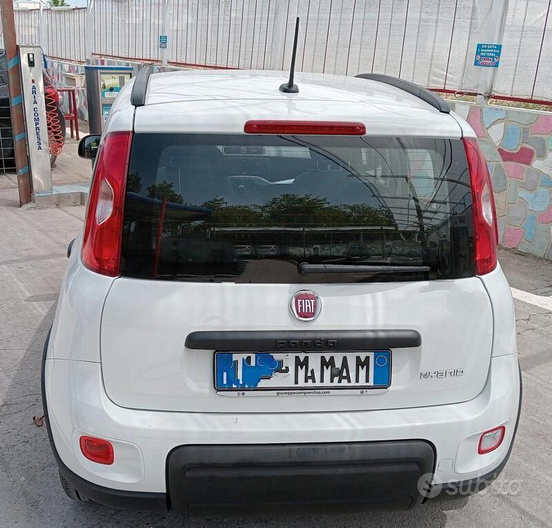 Usato 2022 Fiat Panda 1.0 El_Hybrid 70 CV (7.290 €)