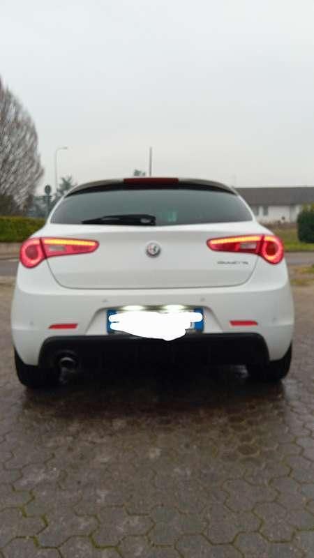 Usata Alfa Romeo Giulietta Super 120 CV (88 kW) 2017 Berlina