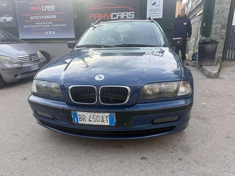 Blu Usata 2001 BMW 320 Station wagon | 850 € (Super prezzo) - Immagine 1/4