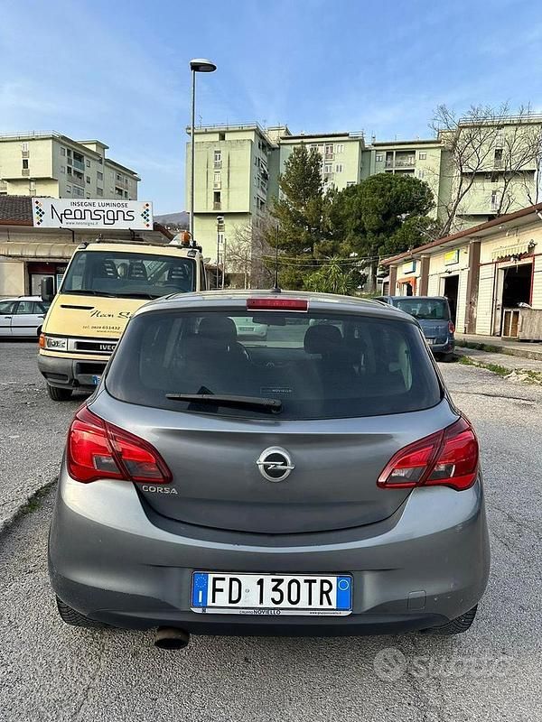 Usata Opel Corsa 2017 Grigio Utilitaria