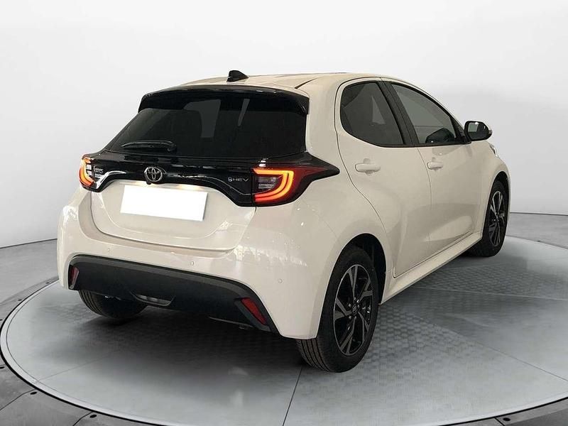 Nuova Toyota Yaris Hybrid Trend 92 CV (67 kW) 2026 Other Berlina