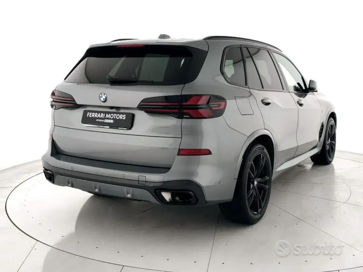 Usata BMW X5 M Sport 286 CV (210 kW) 2023 Grigio SUV