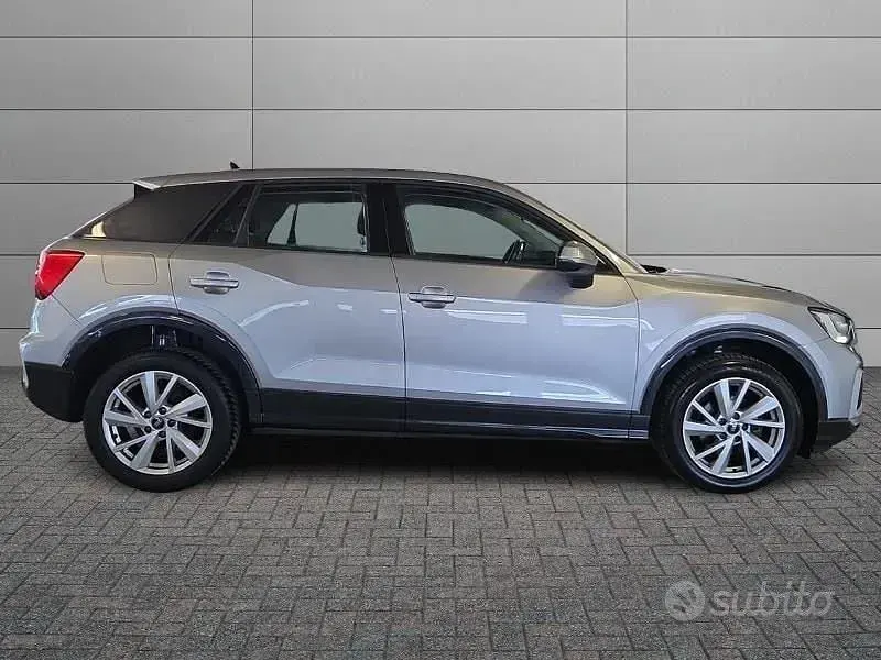 Usata Audi Q2 Business 150 CV (110 kW) 2022 Grigio SUV