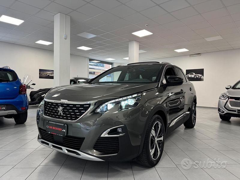 Grigio Usata 2019 Peugeot 3008 GT-line Station wagon | 16.900 € (Cara) - Immagine 1/4