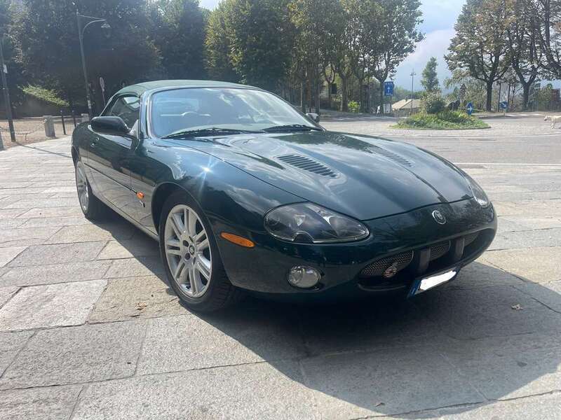 Venduto Jaguar XKR Convertible 4.2 V8. - auto usate in vendita