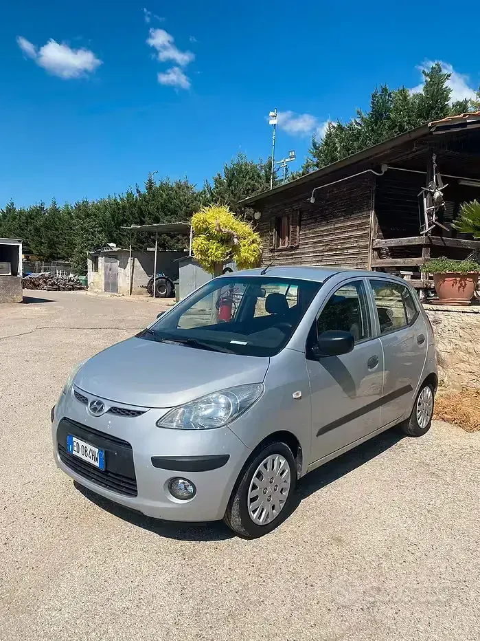 Usata Hyundai i10 69 CV (50 kW) 2010 Grigio Utilitaria
