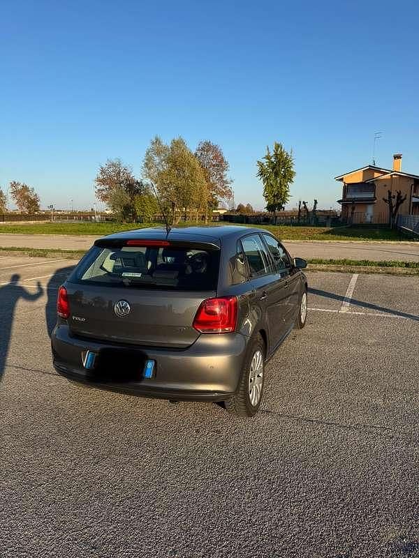 Usata VW Polo Comfortline 75 CV (55 kW) 2013 Berlina