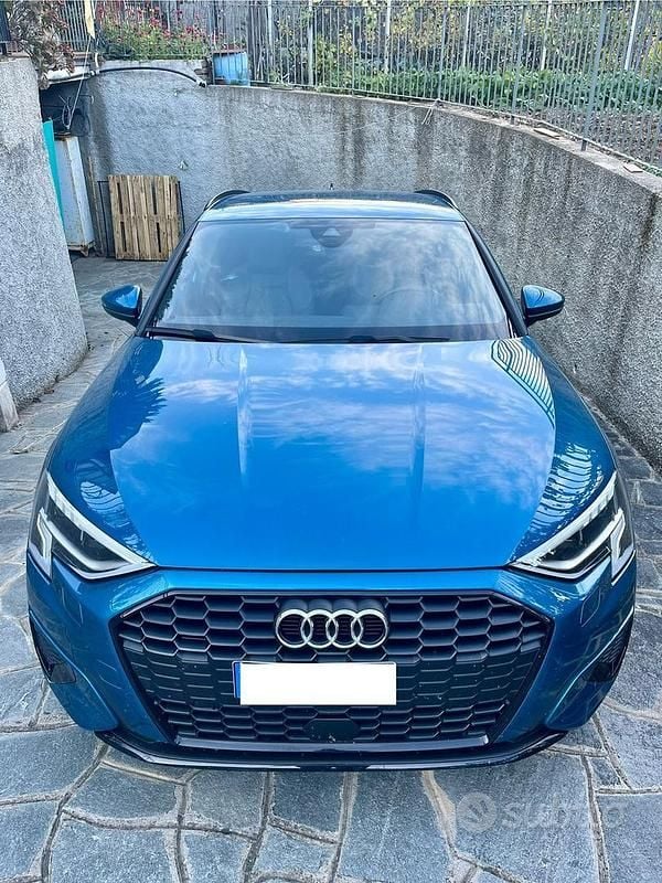 Usata Audi A3 S-Line 116 CV (85 kW) 2022 Blu/azzurro Berlina